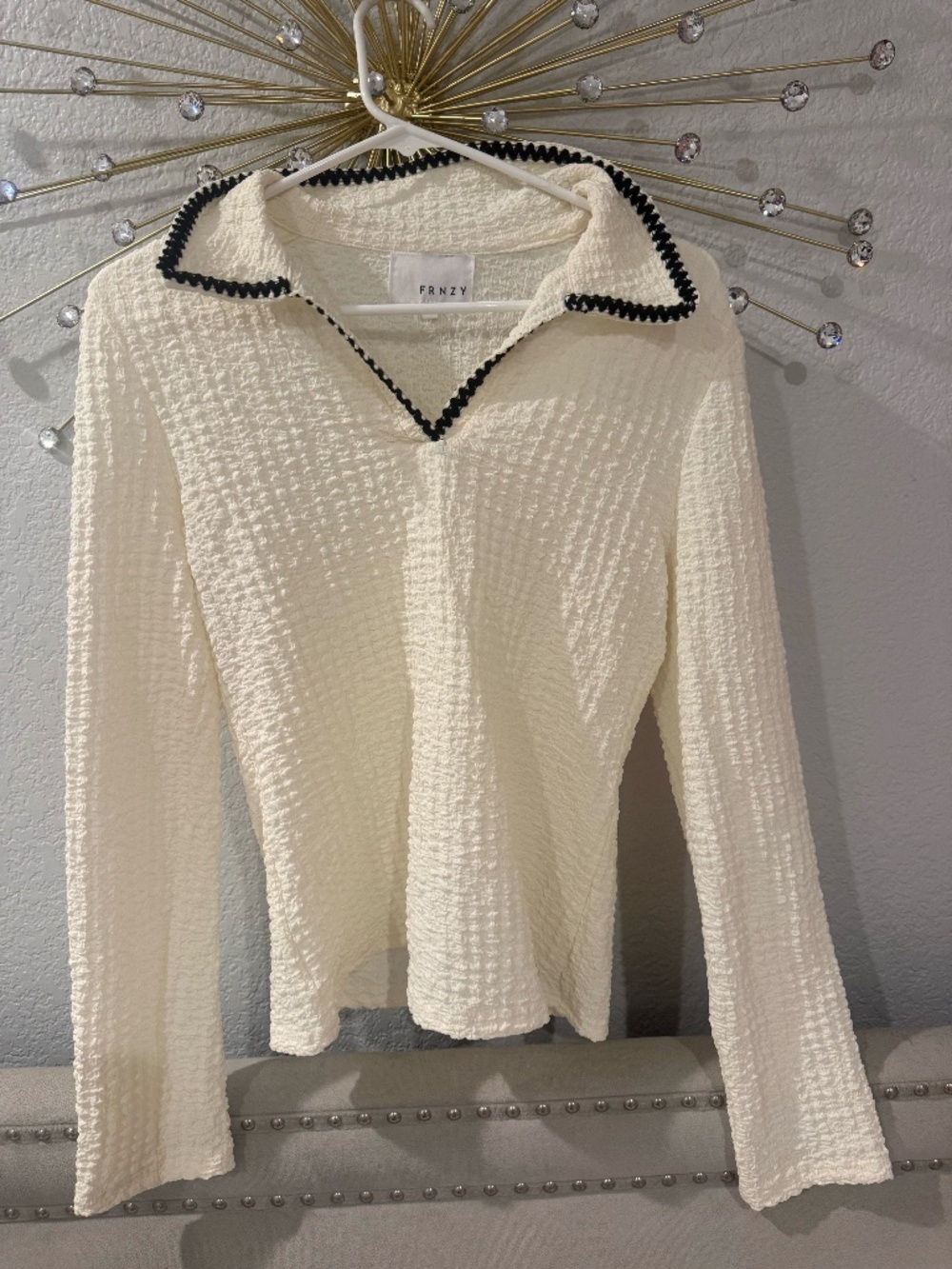 FRENZY cream long sleeve shirt